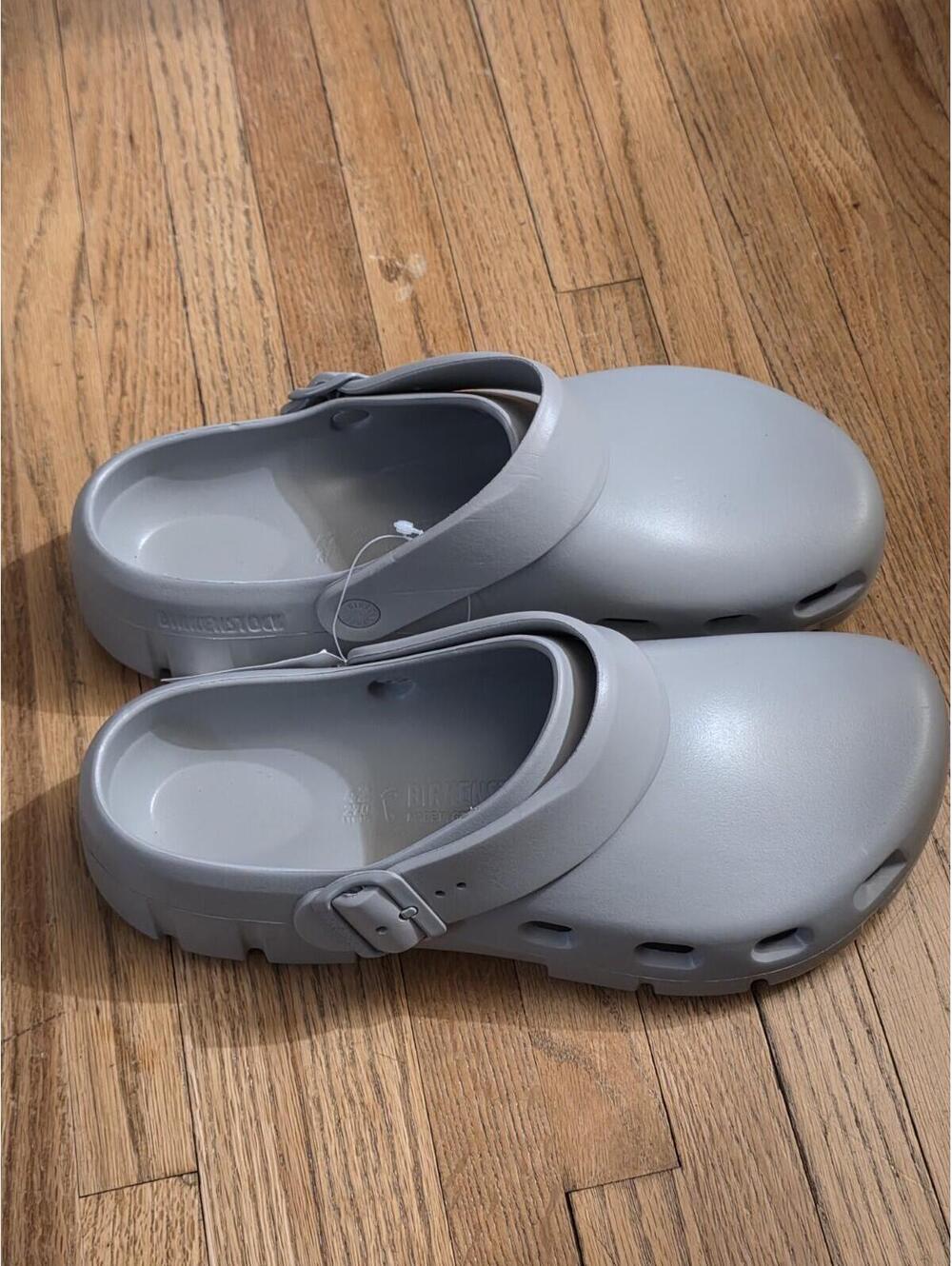 Mens Birkenstock Birki Flow Casual Sandal Close Toe Shoes Gray - Size 9 - Picture 2 of 4
